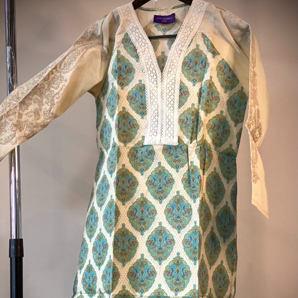 Pakistani KURTA / KAMEEZ